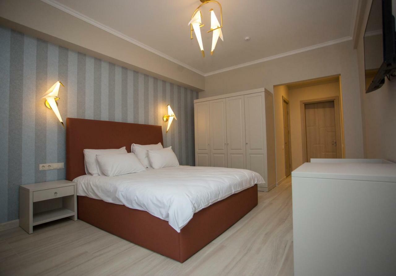 Downtown Hotel Batumi Exterior foto